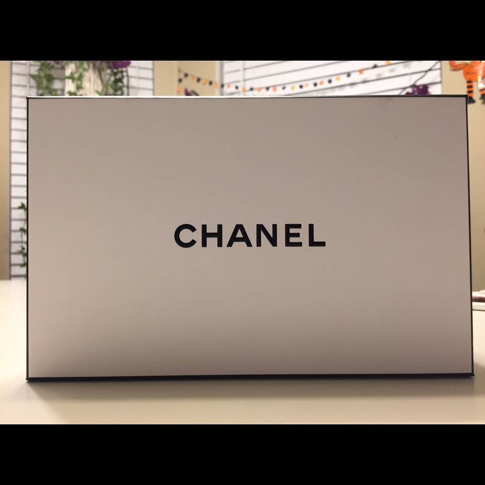 Chanel box set - Picture 11 of 11